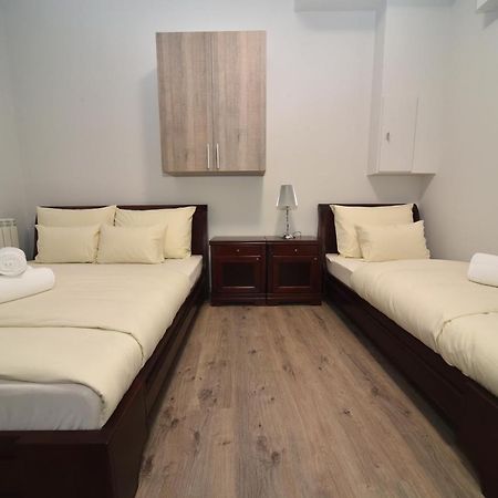 Atlas Apartments Belgrado Buitenkant foto