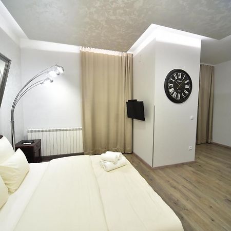 Atlas Apartments Belgrado Buitenkant foto