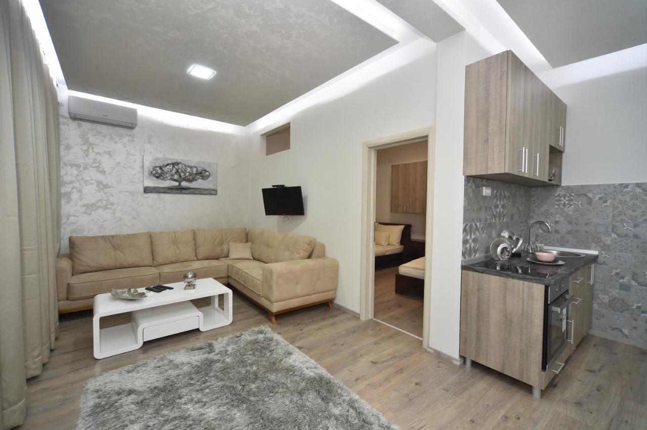 Atlas Apartments Belgrado Buitenkant foto