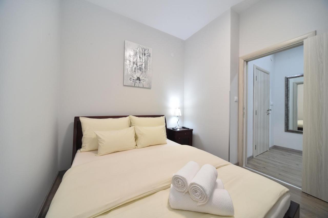Atlas Apartments Belgrado Buitenkant foto