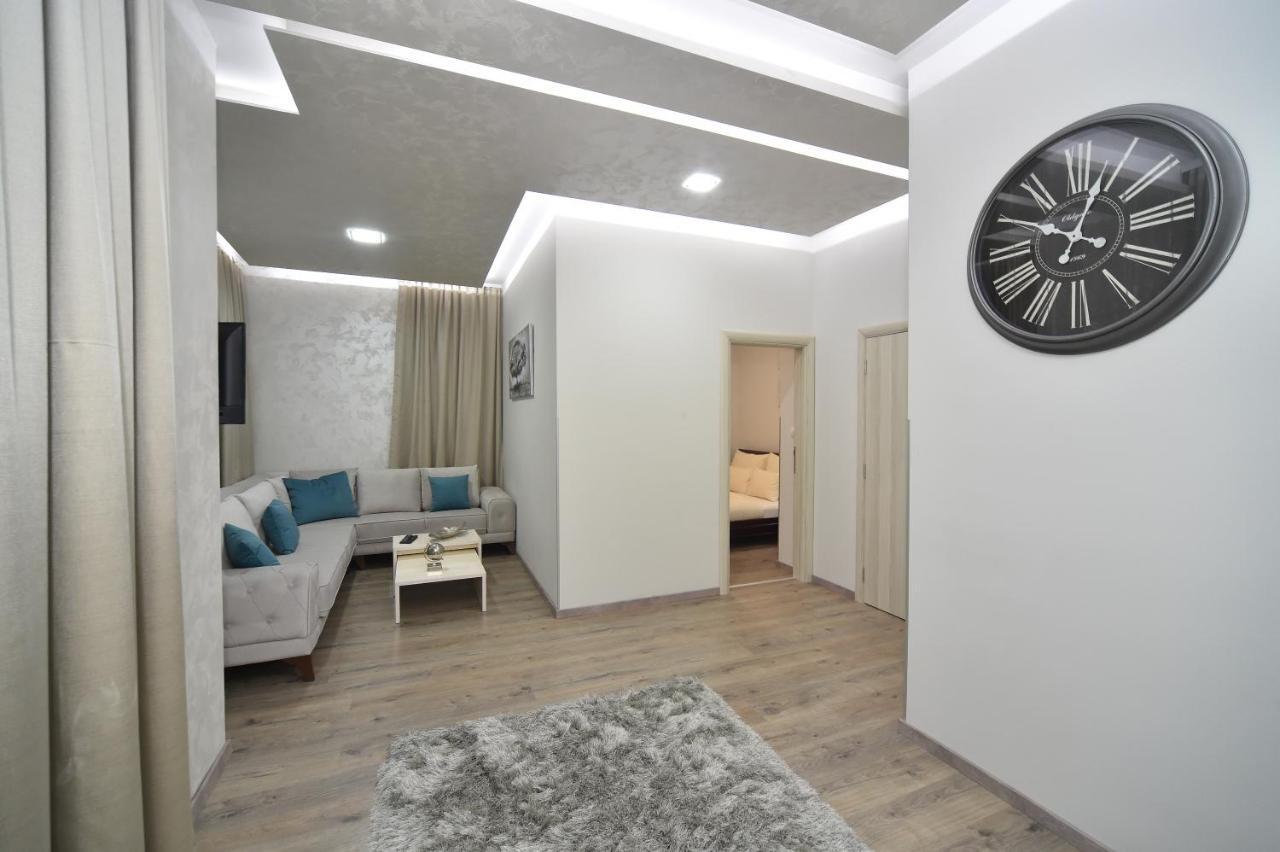 Atlas Apartments Belgrado Buitenkant foto